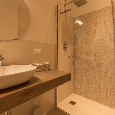 Realkasa Marconi Lägenhet Bologna